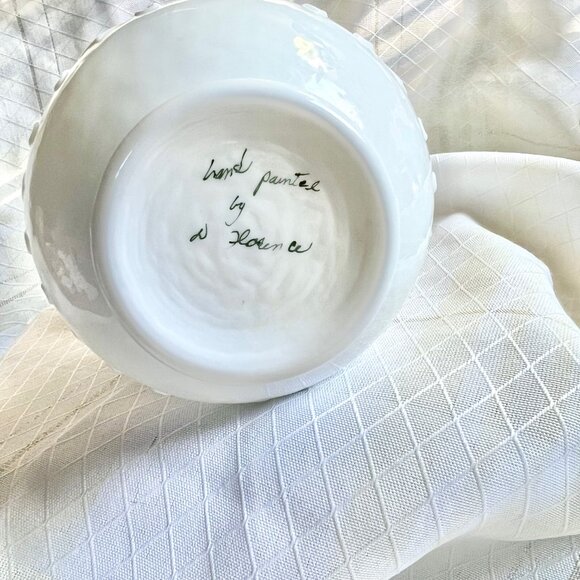 Vintage Fenton Milk Glass Spanish Lace Vase, Hand Painted Vintage Fenton vase - Picture 2 of 10